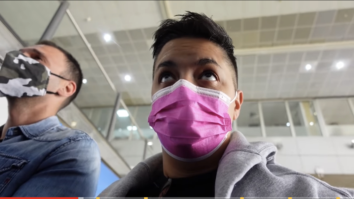 Zamalo ZATVOR! Marija Šerifović na aerodromu u Emiratima, sa svojim drugom, doživela veliku neprijatnost! (VIDEO)