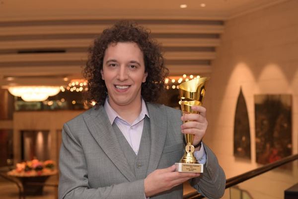 Glumac i voditelj HYPE TV Stefan Usiljanin, osvojio prestižno priznanje!