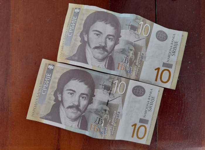 ODMAH PROVERITE: Ako imate OVAKVU novčanicu od DESET dinara, možete je zameniti za 8.000 EVRA!