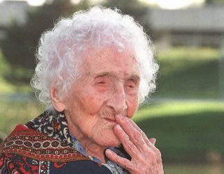 NEVEROVATNO: Žana je živela 122 godine, nadživela svu svoju decu, a tajna njenje dugovečnosti je HIT!