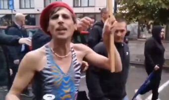 ALBANSKI LGBT AKTIVISTI NAPADNUTI DOK SU SE VRAĆALI SA PRAJDA U BEOGRADU: Jednog tukli flašom po glavi!