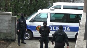 VELIKA AKCIJA CRNOGORSKE POLICIJE: Pohapšeni Zvicerovi saradnici u Kotoru!