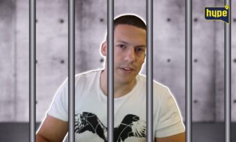 “TEBI ROBIJA SE SMEŠI”: Željko Mitrović iznenadio Baku Praseta za rođendan (VIDEO)