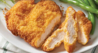 SAVRŠEN RUČAK ZA SVE PRILIKE: Pohovana piletina sa pavlakom, majonezom i senfom, gala ukusno jelo!