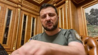 PREDSEDNIK UKRAJINE ZELENSKI DOŽIVEO SAOBRAĆAJNU NESREĆU: Da li je u pitanju pokušaj atentata? (VIDEO)