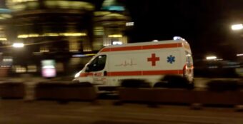 Tragedija u Beogradu! Muškarac menjao gumu i onda mu je pozlilo, nažalost preminuo je posle reanimacije