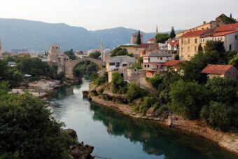 Islamska zajednica u BiH osudila pljačku Saborne crkve u Mostaru
