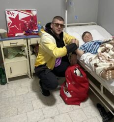 Čorba posetio u bolnici ranjenog dečaka na Kosovu i Metohiji! “MI SMO BRAĆA”