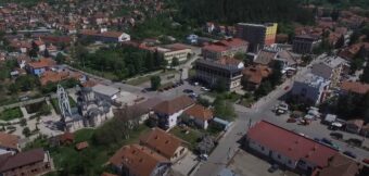 KOSOVO: U Leposaviću zapaljena tri automobila!