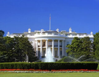 “NEMA DOKAZA O VANZEMALJCIMA”: Konferencija u Beloj kući, srušena tri NLO u tri dana!