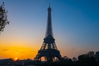 Pariz – grad lepote i opasnosti: Saveti za bezbedno putovanje