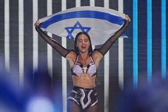 PEVAČICA SLUŽILA VOJSKU, NJEN DEČKO NIJE! Maneken i glumac zaveo zgodnu Izraelku s Eurosonga – evo kakav je frajer!