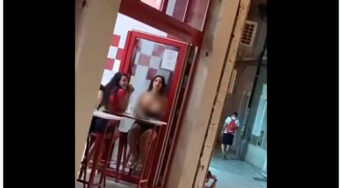 Žena otkrila svoje grudi usred jednog hrvatskog restorana (VIDEO 18+)