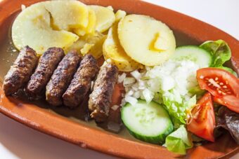 Mapa sa najpopularnijim jelima u Evropi postala viralna: Iznenadiće vas izbor za Srbiju (FOTO)