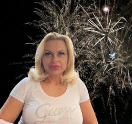 PRAZNIČNA EUFORIJA: Ovako je Marija Kulić ukrasila svoj dom u Nišu, vodila je računa o svakom detalju