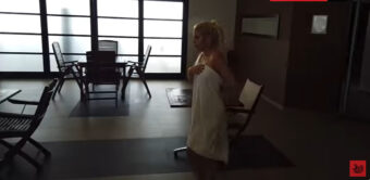 ŠOK! Sara Reljić gola na bazenu! (VIDEO/+18)