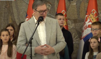 Predsednik Vučić sa decom sa Kosova i Metohije: “NIKADA NEĆU PRIZNATI NEZAVISNOST KOSOVA! TO SAM IM SVIMA REKAO” (VIDEO)