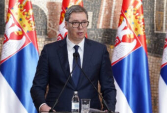 POBEDIĆE SRBIJA! Predsednik Vučić o protekloj nedelji:“OBELEŽILI SMO DAN DRŽAVNOSTI PONOSNO I DOSTOJANSTVENO”