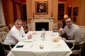 Vučić sa Orbanom pred početak dva velika Samita u Briselu! Prijatelji na večeri