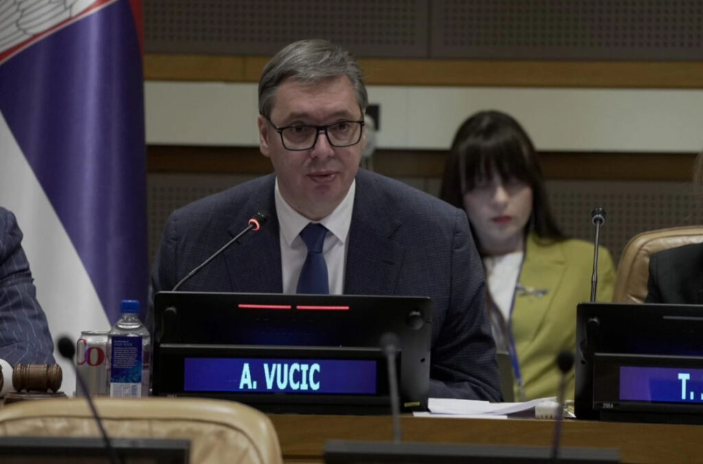 Vučić otkrio kako će većina glasati o Srebrenici
