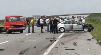 PEVAČ IMAO STRAVIČNU SAOBRAĆAJKU: Procurila jeziva fotka, automobil potpuno uništen!