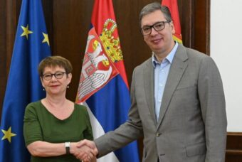 VUČIĆ SE SASTAO SA PREDSTAVNICOM EVROPSKE BANKE