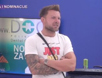 STANISLAV KROFAK PROGOVORIO O MAJI! Gore društvene mreže, fanovi zabrinuti za njihovu vezu na daljinu