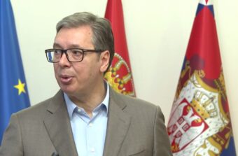 Aleksandar Vučić: “U sredu putujem u London na sastanak Evropske političke zajednice”