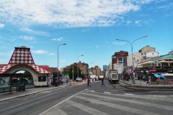 OČEKUJU NAS NOVA PRAVILA NA PUTEVIMA U SRBIJI! Evo šta će biti strogo ZABRANJENO, novo ograničenje stiže i za mlađe od 25 godina