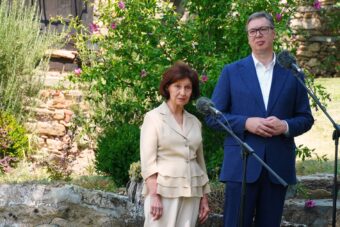 “Srbija i Severna Makedonija će RAZVIJATI DALJE ODNOSE!” Susret Vučića i Siljanovske Davkove u MANASTIRU SV. PROHOR PČINJSKI (FOTO)