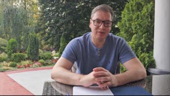 MOĆNA VUČIĆEVA PORUKA Predsednik se obratio NEPRIJATELJIMA Srbije: Vlast će se birati na izborima, a Srbiju da napustim nikada neću! (VIDEO)