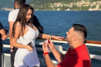 ŽENI SE ADAM ĐOGANI! Slavlje u Luninom domu, pokazao verenicu od koje zastaje dah, zaprosio je u Italiji (FOTO)