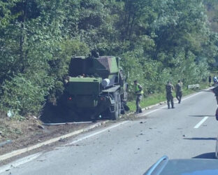 PRIVEDEN VOZAČ VOZILA VOJSKE SRBIJE Oglasio se MUP povodom nesreće u kojoj je poginulo PET OSOBA, među kojima i troje dece