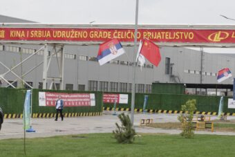 VUČIĆ NA CEREMONIJI U KINESKOJ FABRICI LINGLONG! Povod – serijska proizvodnja guma u Zrenjaninu (FOTO)