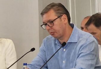 “ZAMOLIO SAM ZA JEDNU STVAR” Vučić sa građanima u Ljuboviji