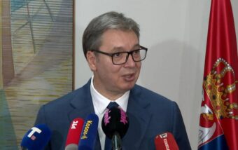 VUČIĆ O NAPADIMA OPOZICIJE Sve što imam ne vredi kao jedna desetina džipova Dragana Đilasa