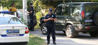 POZNATO ZAŠTO JE POLICIJA OPKOLILA BLOK 29! Hrvati povezani sa ogromnim brojem oružja u garaži na Novom Beogradu!