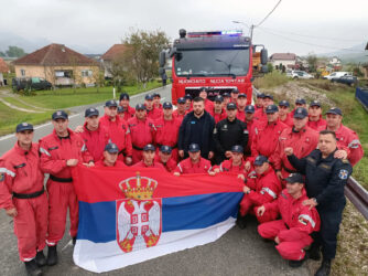 TRAGANJE ZA NESTALIMA SE NE ZAUSTAVLJA! Četvrti dan nakon jezivih poplava u BiH, u Jablanici NAJGORE stanje! (FOTO)