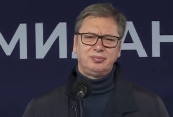 “NISU MENE VODILI KAO MEČKU PO RAZLIČITIM CENTRIMA…” Vučić u nekoliko rečenica urnisao Aleksića (VIDEO)