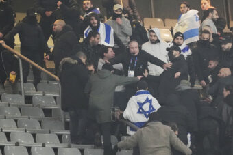 UŽASNE SCENE NA STADIONU! Policija HAPSILA! Opšta tuča na tribinama!