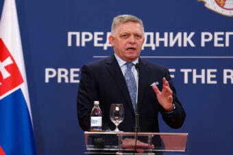 ROBERT FICO: “Evropska unija bi trebalo Srbiji da ljubi ruke”