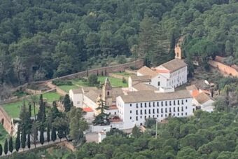 NAPAD NA HRIŠĆANSKI MANASTIR U ŠPANIJI, UBIJEN SVEŠTENIK! Sedmoro monaha povređeno, samo dvoje uspeli da se spasu…napadač vikao: “JA SAM ISUS HRIST”