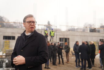 Predsednik Vučić u obilasku radova na izgradnji bolnice Tiršova 2