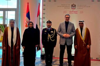 ODNOSI SRBIJE I UAE NASTAVLJAJU DA SE UNAPREĐUJU: Vučić na prijemu povodom Nacionalnog dana UAE