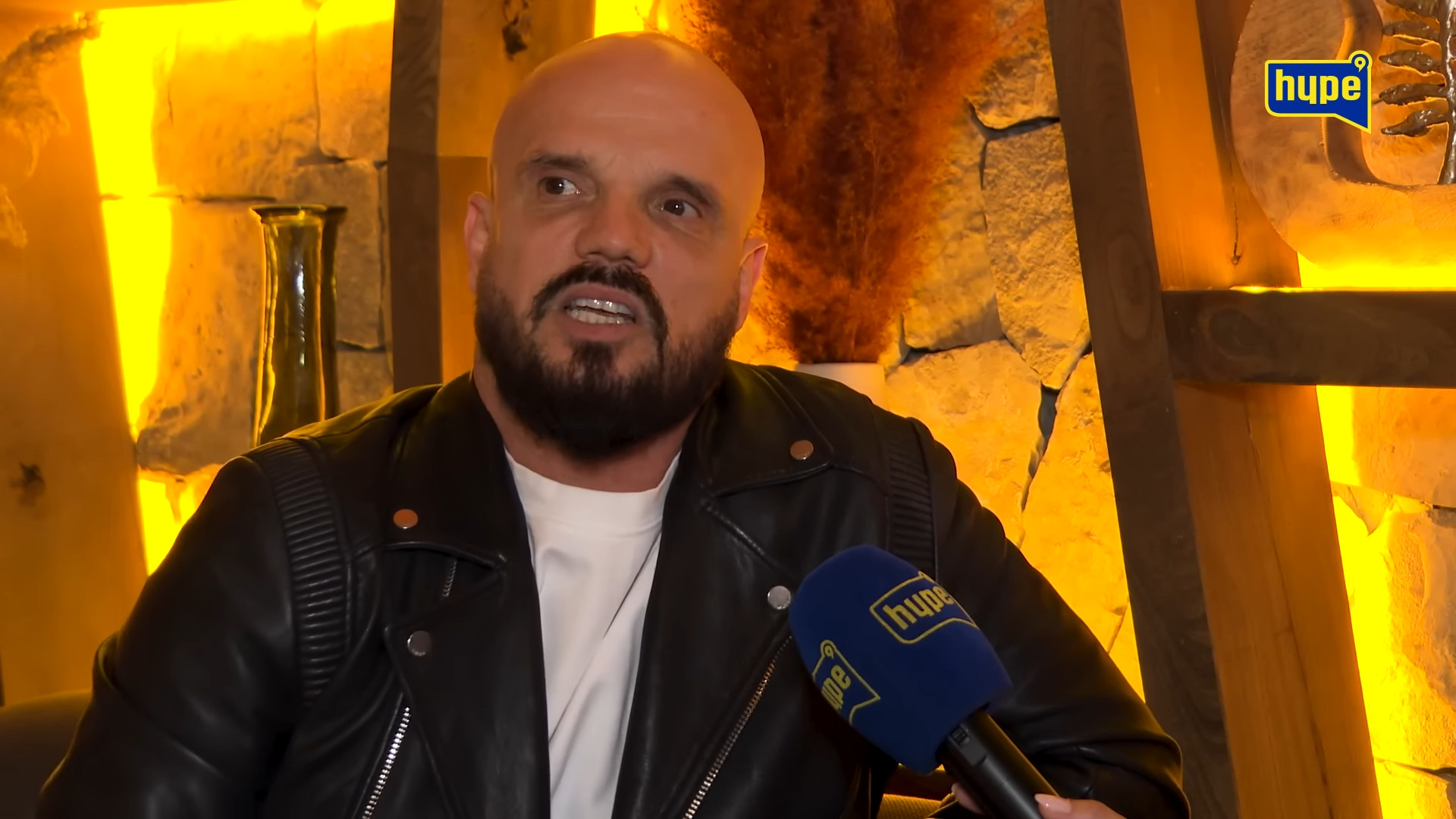 “IMA DOSTA ŽENSKOG SVETA, ISKUŠENJA…” Boban Rajović otvorio dušu pred NAŠIM KAMERAMA o braku sa lepom Ivanom (VIDEO)