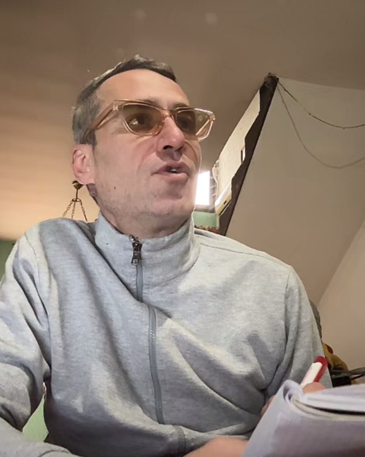 POŽGAJ JE MORAO DA IZAĐE IZ RIJALITIJA ZBOG RAKA! Ovako je pričao o bolesti!
