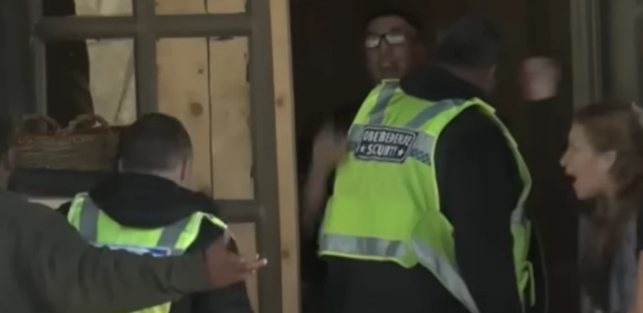 PONOVO NASILJE U RIJALITIJU! Kristijan Golubović POBESNEO, pa počeo da RUŠI SVE PRED SOBOM, učesnici u PANICI!