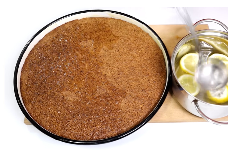 SLASNA BAKLAVA TOPI SE U USTIMA! Idealna za praznik brzo, lako i bez kora