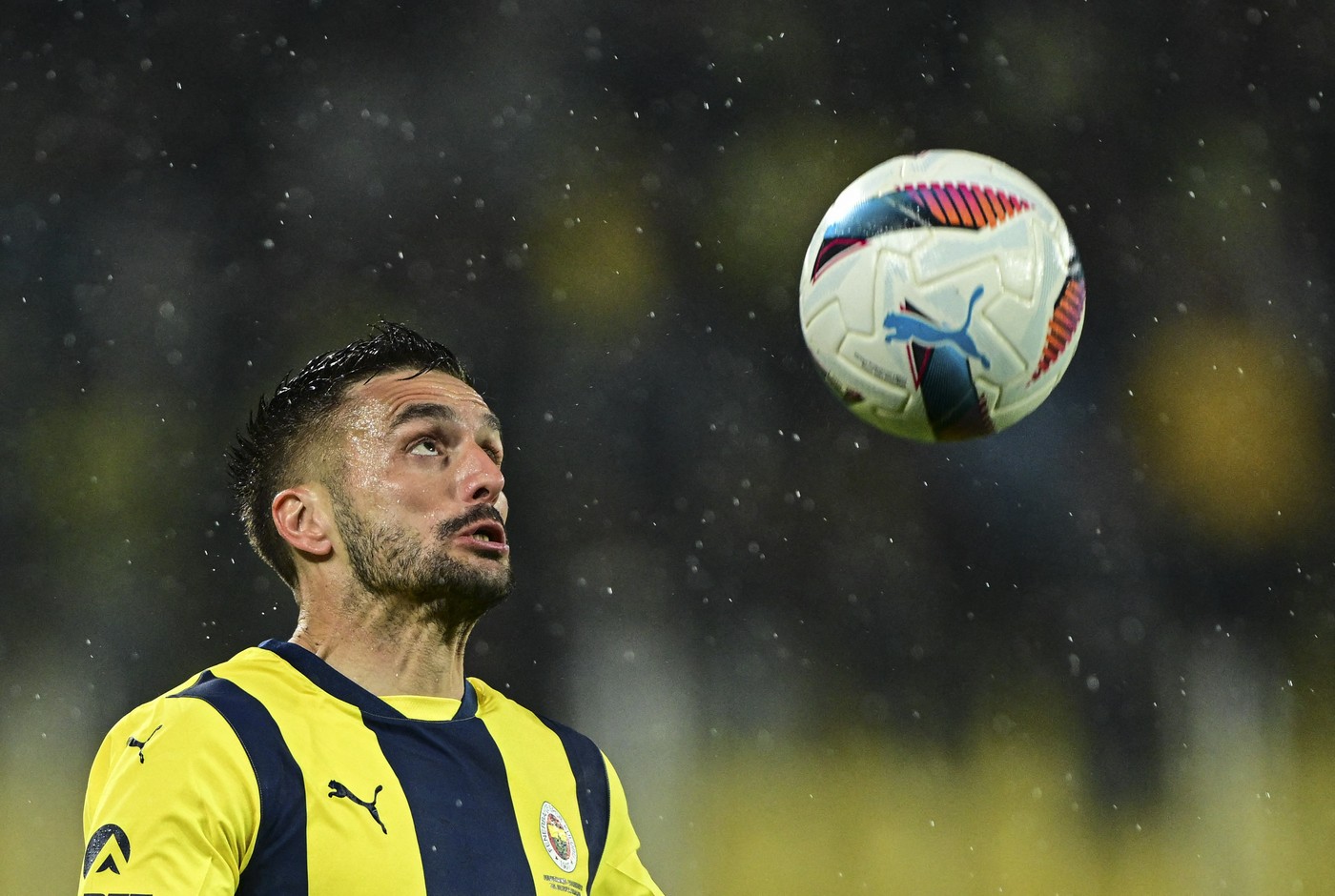 RASPUCANI TADIĆ OBRADOVAO MURINJA! Srbin dvostruki strelac u pobedi Fenera!