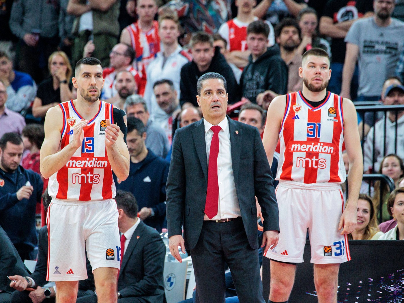 ZVEZDA POKRADENA U MINHENU! Sudijski EKSPERT nema dilemu! Arbitar je pogrešio u OVOME!
